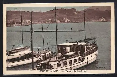 AK Sanary-sur-Mer, les Yachts et la Grande Jetée