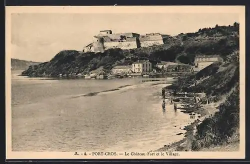 AK Port-Cros, Le Château-Fort et le Village