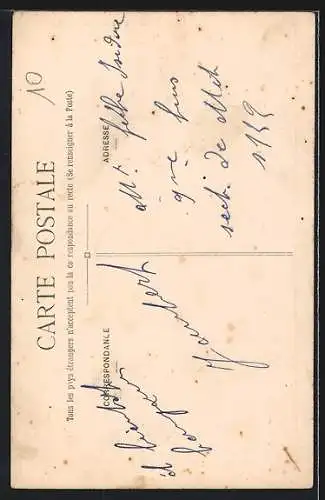 AK Vidauban, La Rue Robespierre avec vue sur le clocher