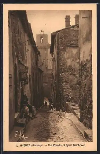 AK Hyères, Rue Paradis et église Saint-Paul