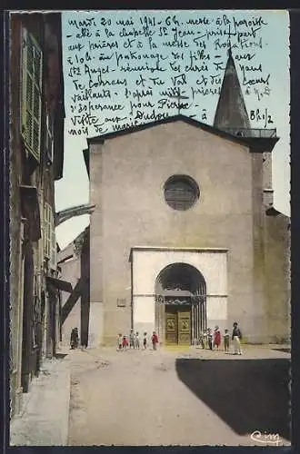 AK Brignoles, Église Paroissiale avec enfants jouant devant l`entrée