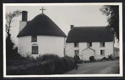 AK Veryan, The Church
