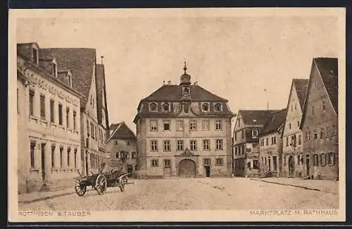 AK Röttingen a. Tauber, Marktplatz mit Rathaus