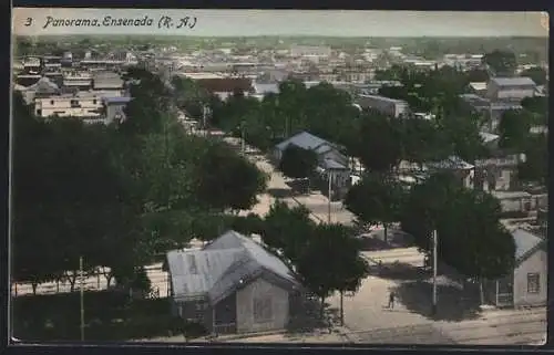 AK Ensenada, Panorama