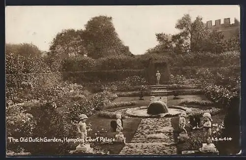 AK Hampton, Court Palace, The Old Dutch Garden