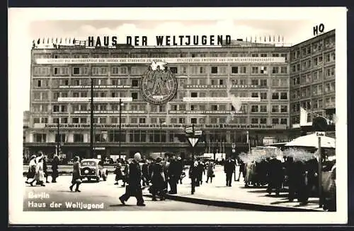 AK Berlin, Alexanderplatz, Haus der Weltjugend
