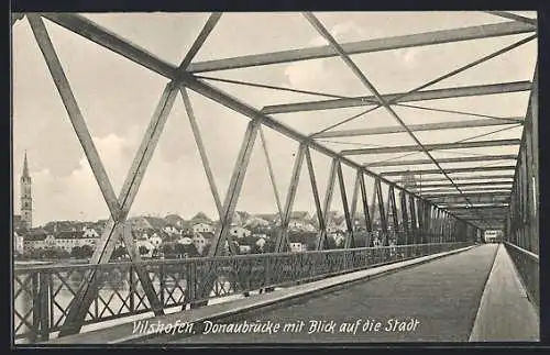 AK Vilshofen, Donaubrücke mit Blick auf die Stadt