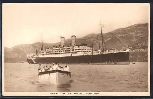 AK Passagierschiff SS Orford in Küstennähe, Orient Line