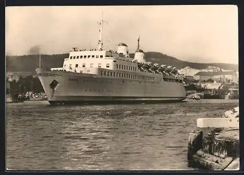 AK Fährschiff Sassnitz verlässt Hafen