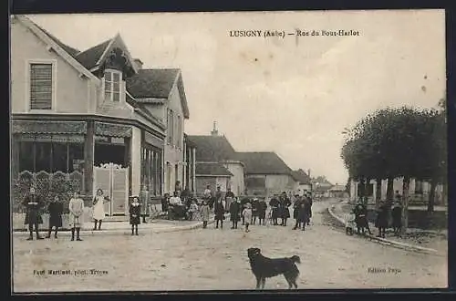 AK Lusigny, Rue du Bout-Harlot