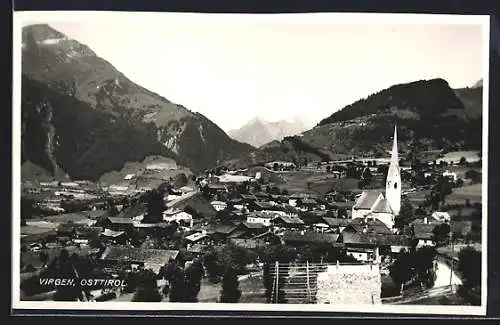 AK Virgen /Osttirol, Totalansicht mit Kirche und Bergpanorama