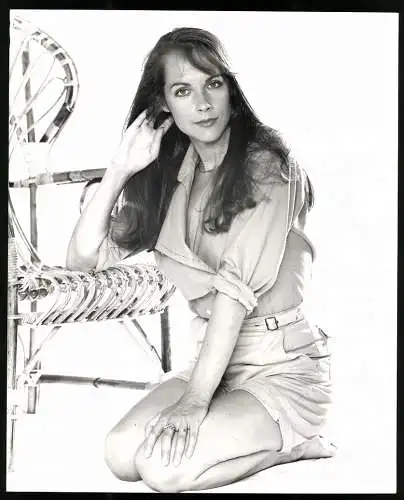Fotografie Mary Tamm, britische Schauspielerin im Sommerkleid, Grossformat 20 x 25cm