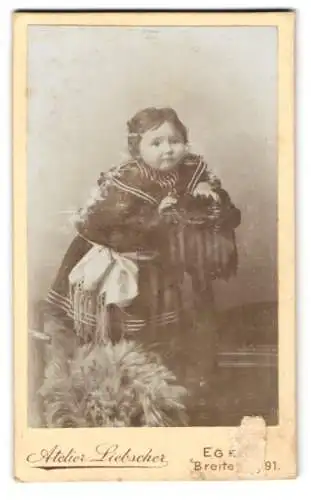 Fotografie Atelier Liebscher, Egeln, Breiteweg 91, Porträt eines kleinen Kindes