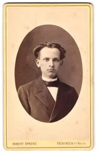Fotografie Robert Spreng, Säckingen am Rhein, Porträt eines jungen Mannes