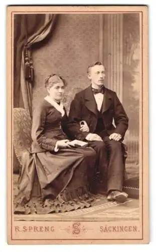 Fotografie R. Spreng, Säckingen, Elegantes Paar