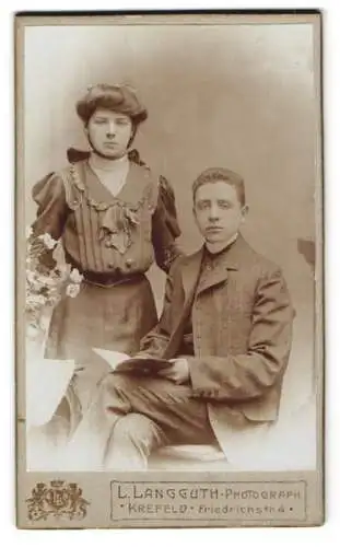Fotografie L. Langguth, Krefeld, Friedrichstr. 4, Porträt eines Paares