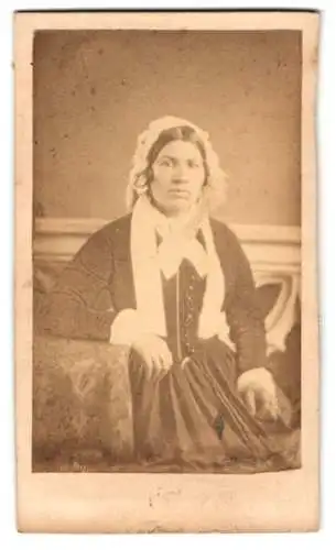 Fotografie Leconte, Paris, Montmartre 16, Porträt einer Dame