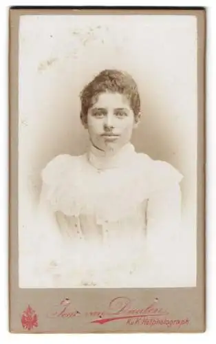 Fotografie Jean van Daalen, Gmünd, Marktplatz, Porträt einer Dame