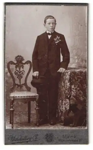 Fotografie Unterkeller & Co., Mainz, Rheinstrasse 26, Porträt eines jungen Mannes