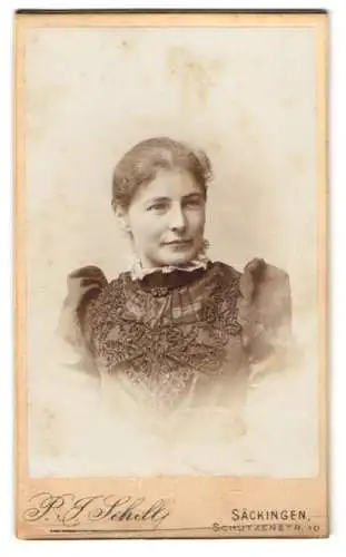 Fotografie P. J. Schell, Säckingen, Schützenstr. 10, Portrait einer Dame