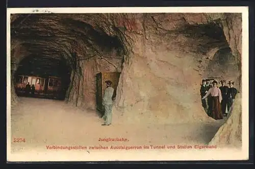 AK Jungfraubahn, Verbindung zwischen Aussteigperron im Tunnel und Station Eigerwand