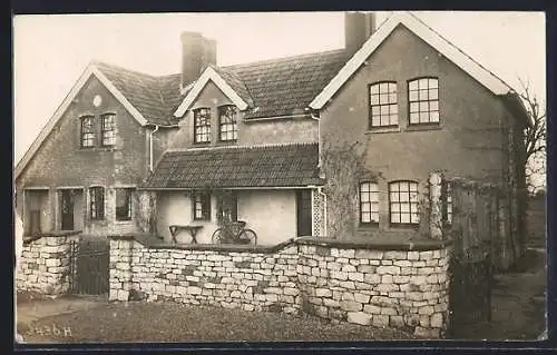 AK Manningford Bridge, Blick auf ein Wohnhaus