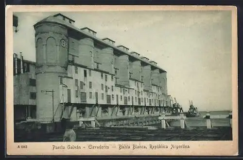 AK Bahia Blanca, Puerto Galvan, Elevadores