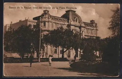 AK Bahía Blanca, Banco de la Nacion visto del interior de la Plaza Rivadavia
