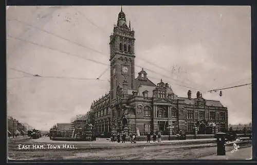 AK East Ham, Town Hall