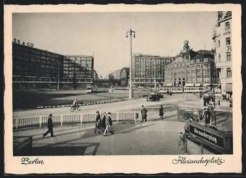 AK Berlin, Alexanderplatz, Strassenbahnen, Leute