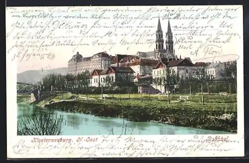 AK Klosterneuburg, Bahnhof, im Hintergrund das Stift