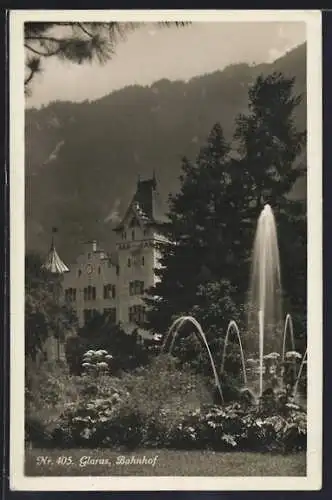 AK Glarus, Bahnhof mit Springbrunnen