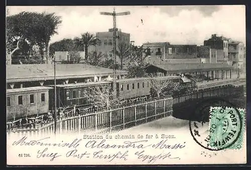 AK Suez, Station du Chemin de Fer, Bahnhof mit haltendem Zug