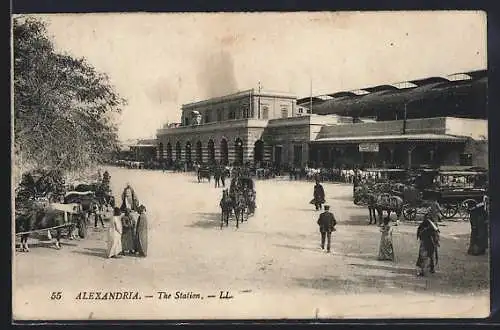 AK Alexandria, The Station, Bahnhof mit geschäftigem Treiben