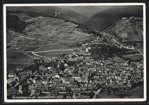 AK Wachenheim an der deutschen Weinstrasse, Ortsansicht vom Flugzeug aus