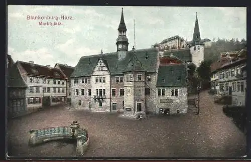 AK Blankenburg / Harz, Rathaus am Marktplatz