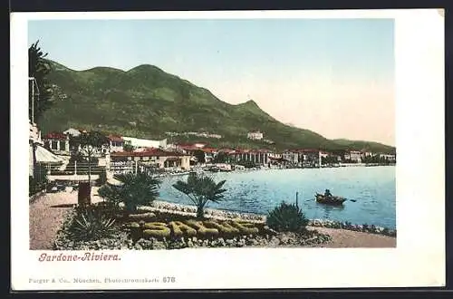 AK Gardone Riviera, Ortsansicht mit einem Ruderer