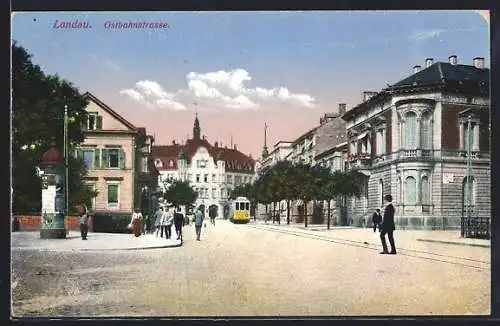 AK Landau / Pfalz, Strassenbahn in der Ostbahnstrasse
