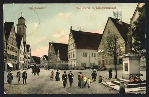AK Dinkelsbühl, Weinmarkt m. Kriegerdenkmal