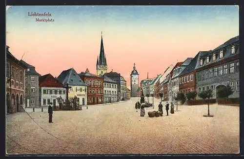 AK Lichtenfels / Main, Marktplatz mit Blick auf Kirchturm