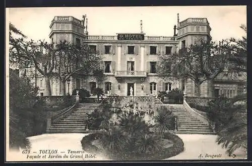 AK Toulon, Facade et jardin du Grand Hôtel