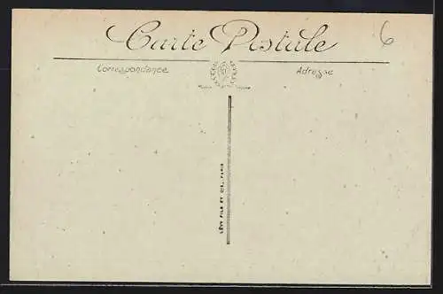 AK Saint-Raphaël, Le Boulevard Félix-Martin animé avec palmiers et passants