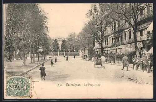 AK Draguignan, La Préfecture