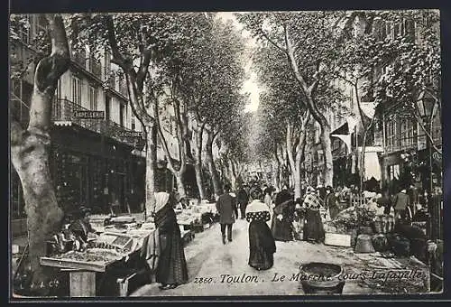 AK Toulon, Le Marché Cours Lafayette animé de vendeurs et passants