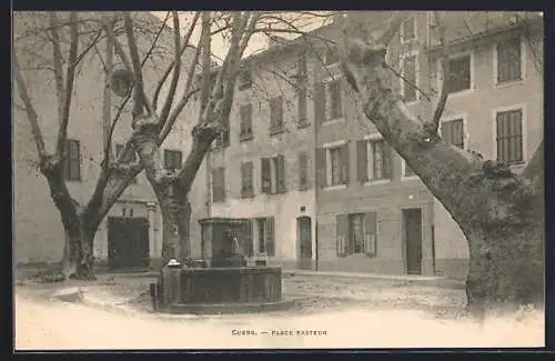 AK Cuers, Place Pasteur avec fontaine et arbres dénudés