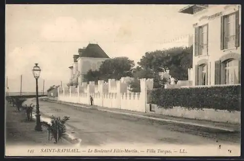 AK Saint-Raphaël, Le Boulevard Félix-Martin et la Villa Turque