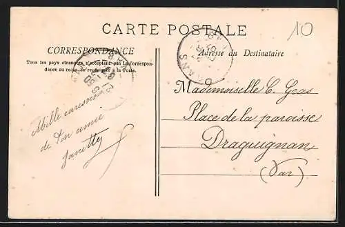 AK Trans, Place de la Mairie avec fontaine et passants