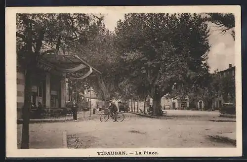 AK Vidauban, La Place