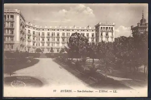 AK Hyères, L`Hôtel San-Salvador avec jardin élégant