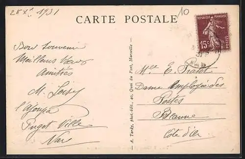 AK Puget-Ville, Quartier Navarin avec allée ombragée et passants